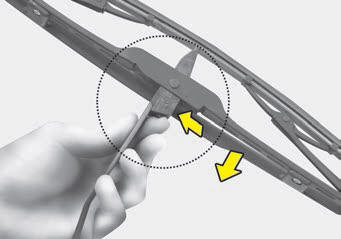 Kia Carnival: Blade replacement Kia Carnival: Blade replacement.